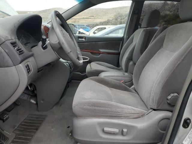 2004 Toyota Sienna xle