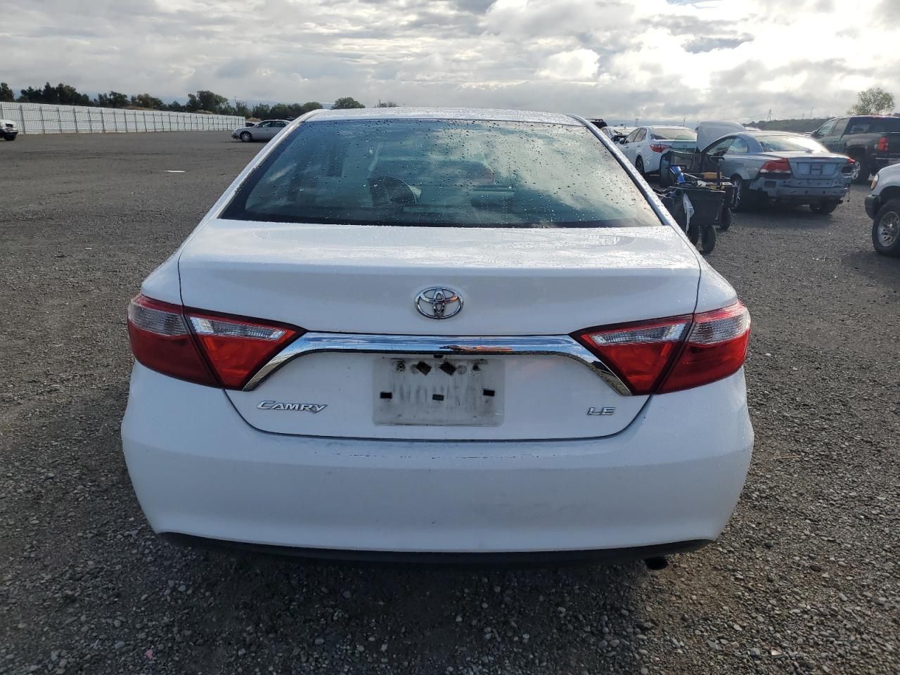 2015 Toyota Camry le