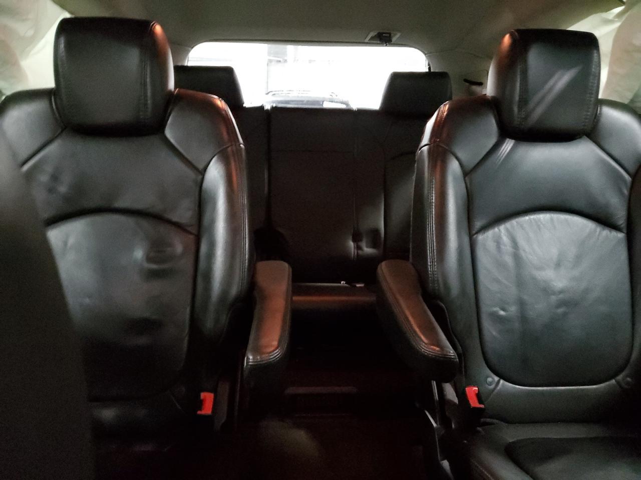 2010 Chevrolet Traverse lt