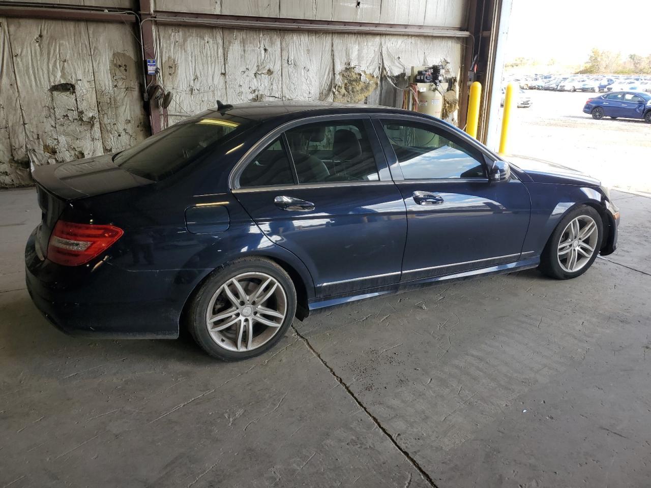 2014 Mercedes-Benz C 250
