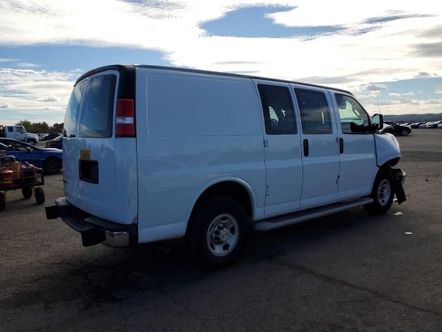 2020 Chevrolet Express G2500