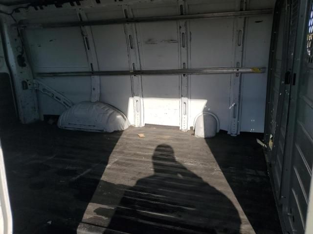 2011 Chevrolet Express G2500