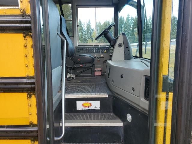 2009 Thomas SAF-T-LINER HDX-School Bus