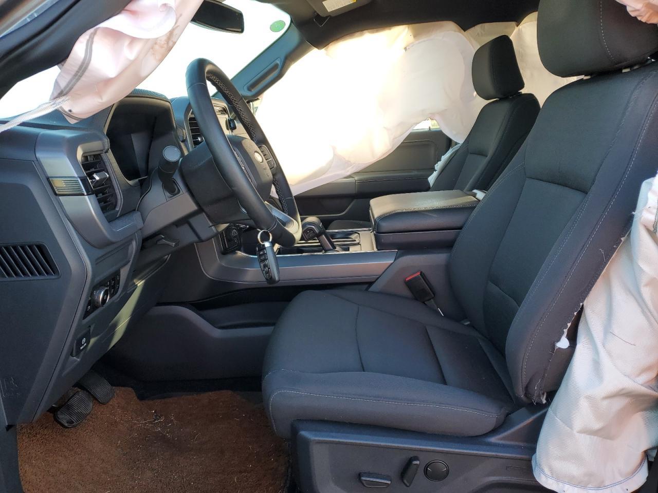2025 Ford F150 XLT
