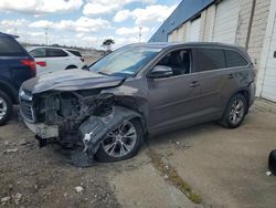 Vehiculos salvage en venta de Copart Woodhaven, MI: 2015 Toyota Highlander XLE