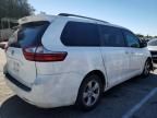 2017 Toyota Sienna le