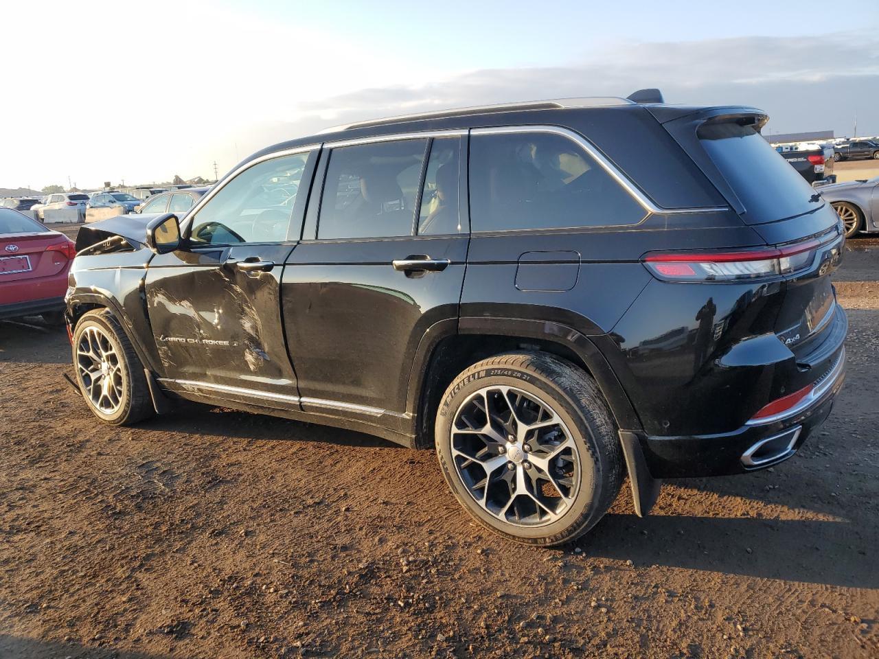 2023 Jeep Grand Cherokee Summit