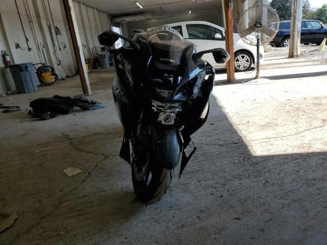 2025 Suzuki GSX1300 RR