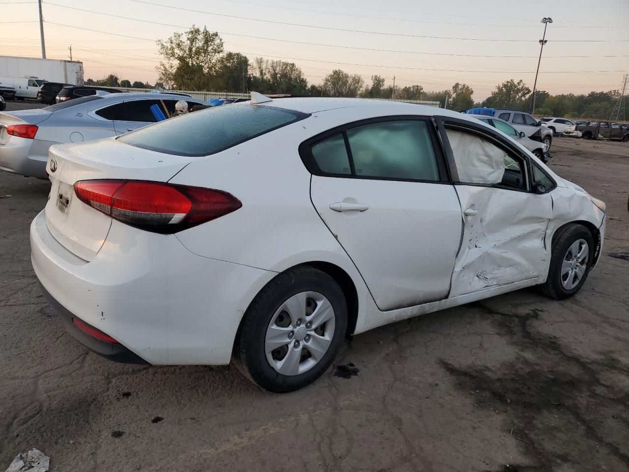 2018 KIA Forte lx