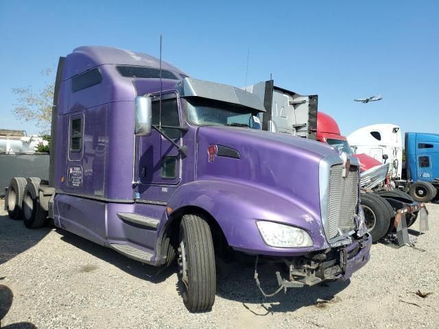 2013 Kenworth Construction T660