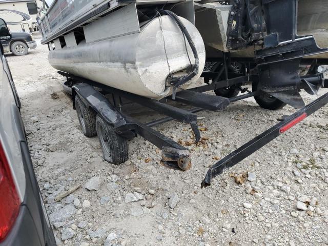 2020 Sun Tracker Pontoon Boat