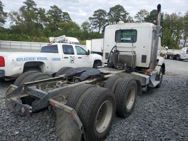 2018 Kenworth T880 Semi Truck