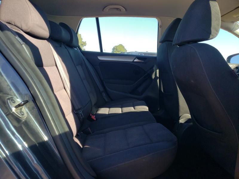 2011 Volkswagen Golf