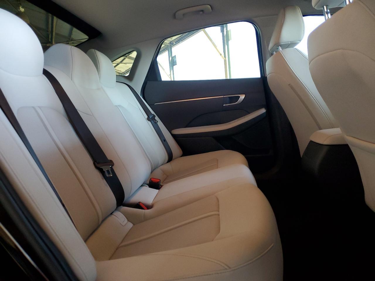 2025 Hyundai Sonata se