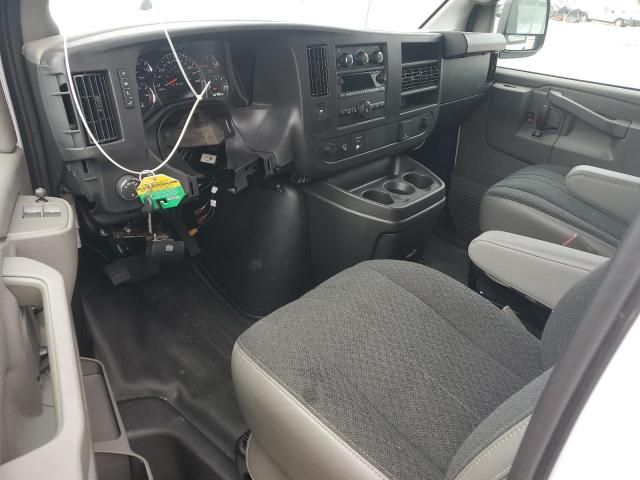 2025 Chevrolet Express G2500