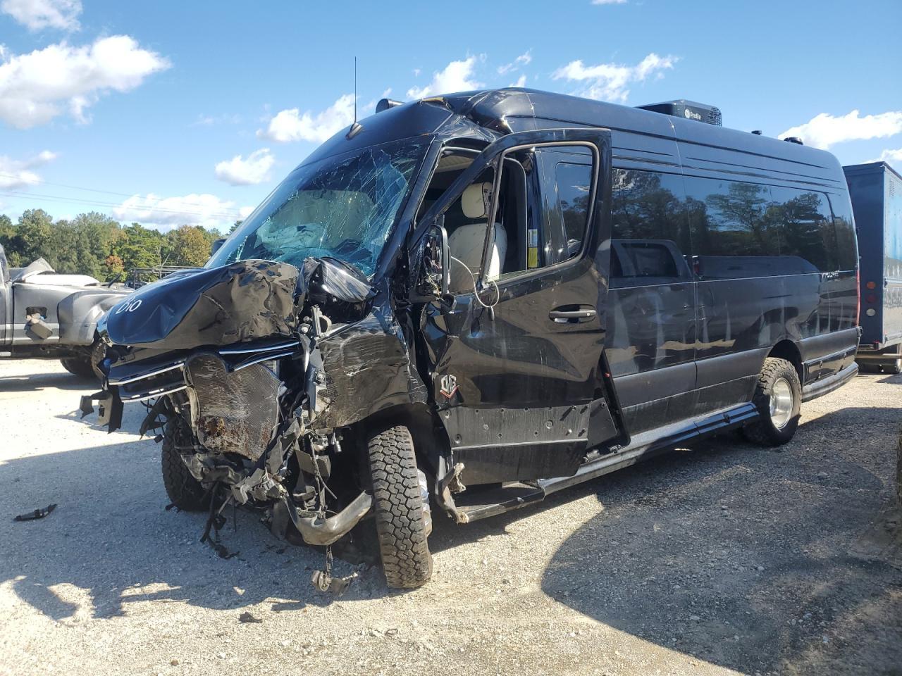 2024 Mercedes-Benz Sprinter 3500