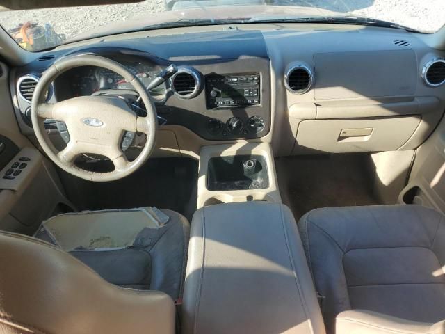 2004 Ford Expedition XLT