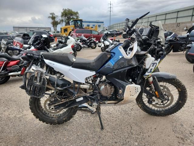 2024 Husqvarna Norden 901