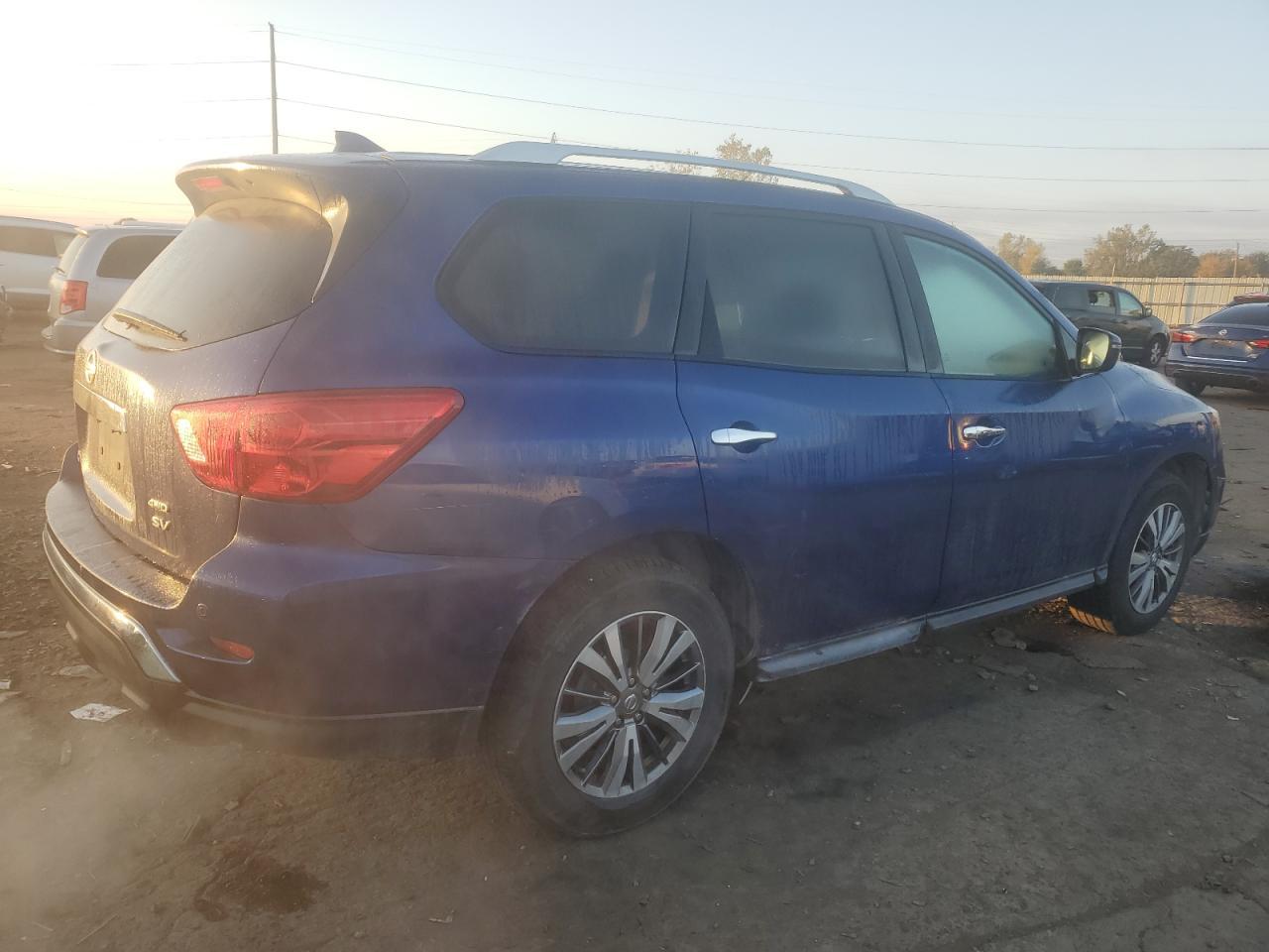2019 Nissan Pathfinder s