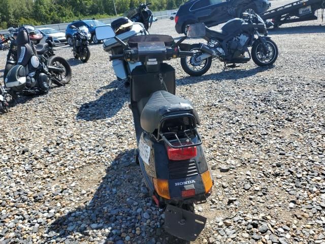 2003 Honda CH80