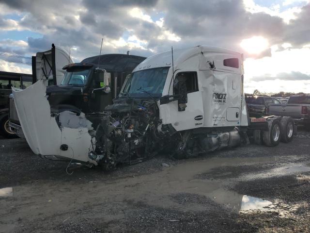 2026 Kenworth T680 Semi Truck