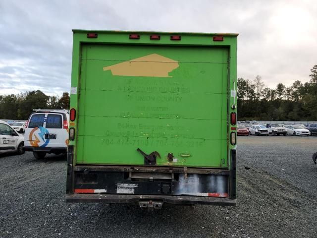 2008 GMC Savana CUT-Trucks Expeditor Truck