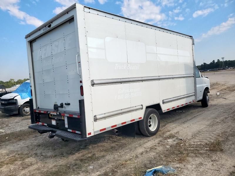 2023 GMC Savana CUT-Expeditor Truck