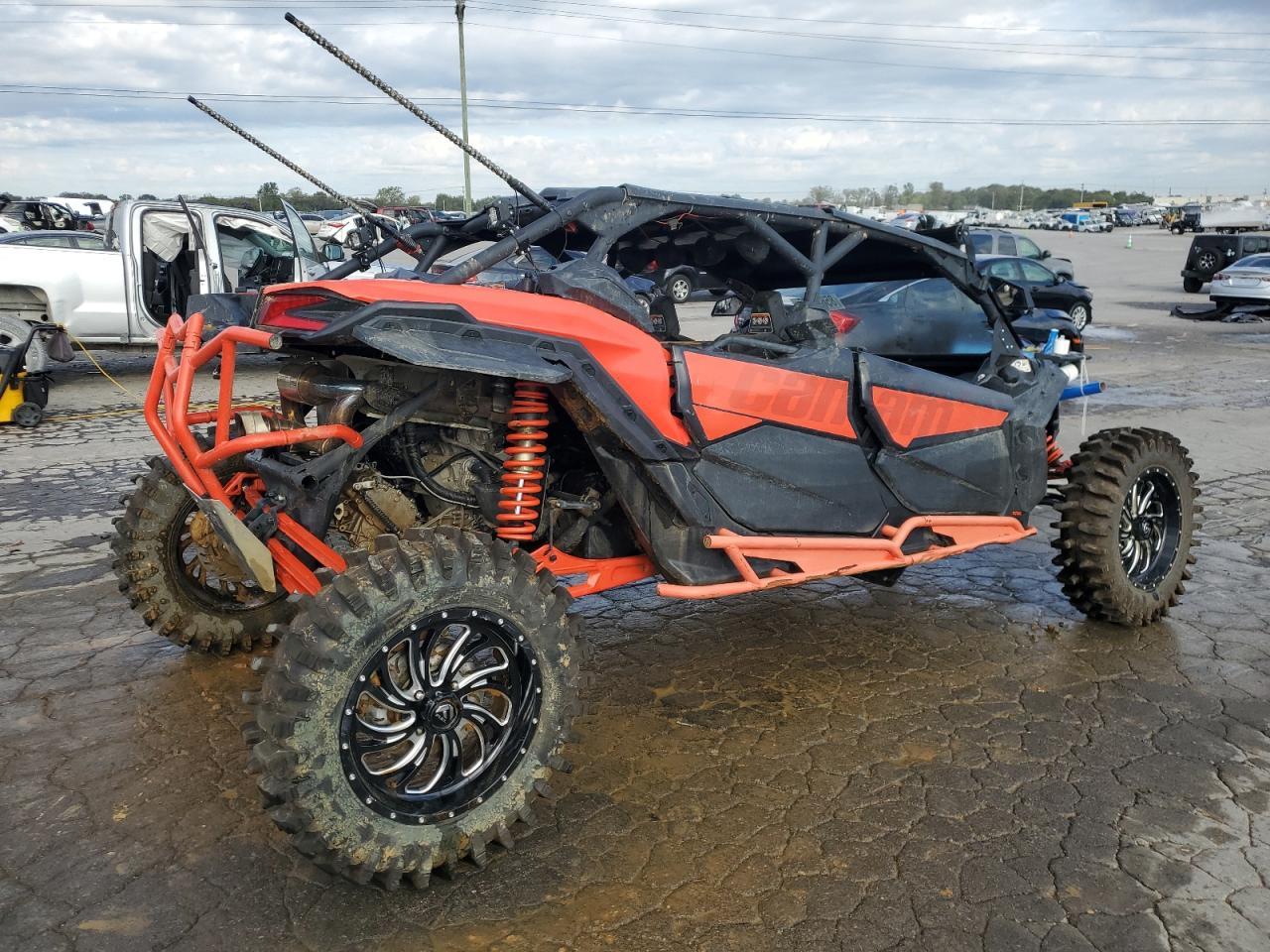 2022 Can Am Defender Max DPS HD8