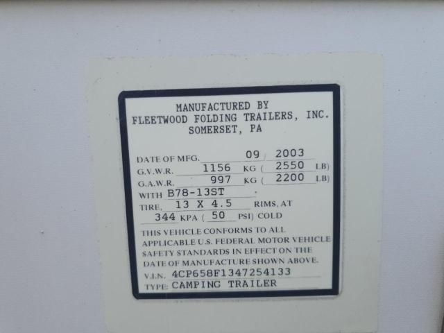 2004 Fleetwood Travel Trailer
