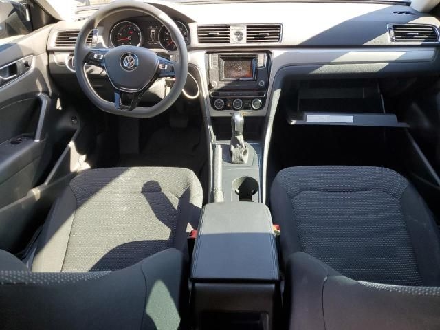 2017 Volkswagen Passat s
