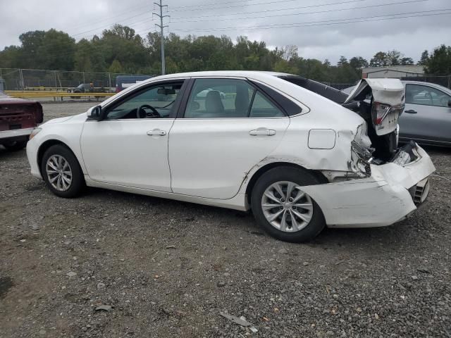2015 Toyota Camry le