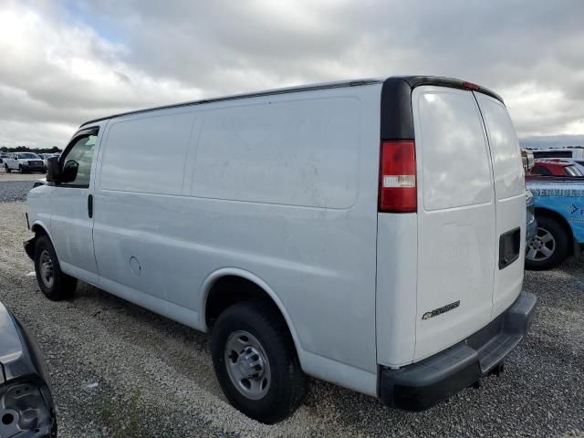 2019 Chev Express G2500