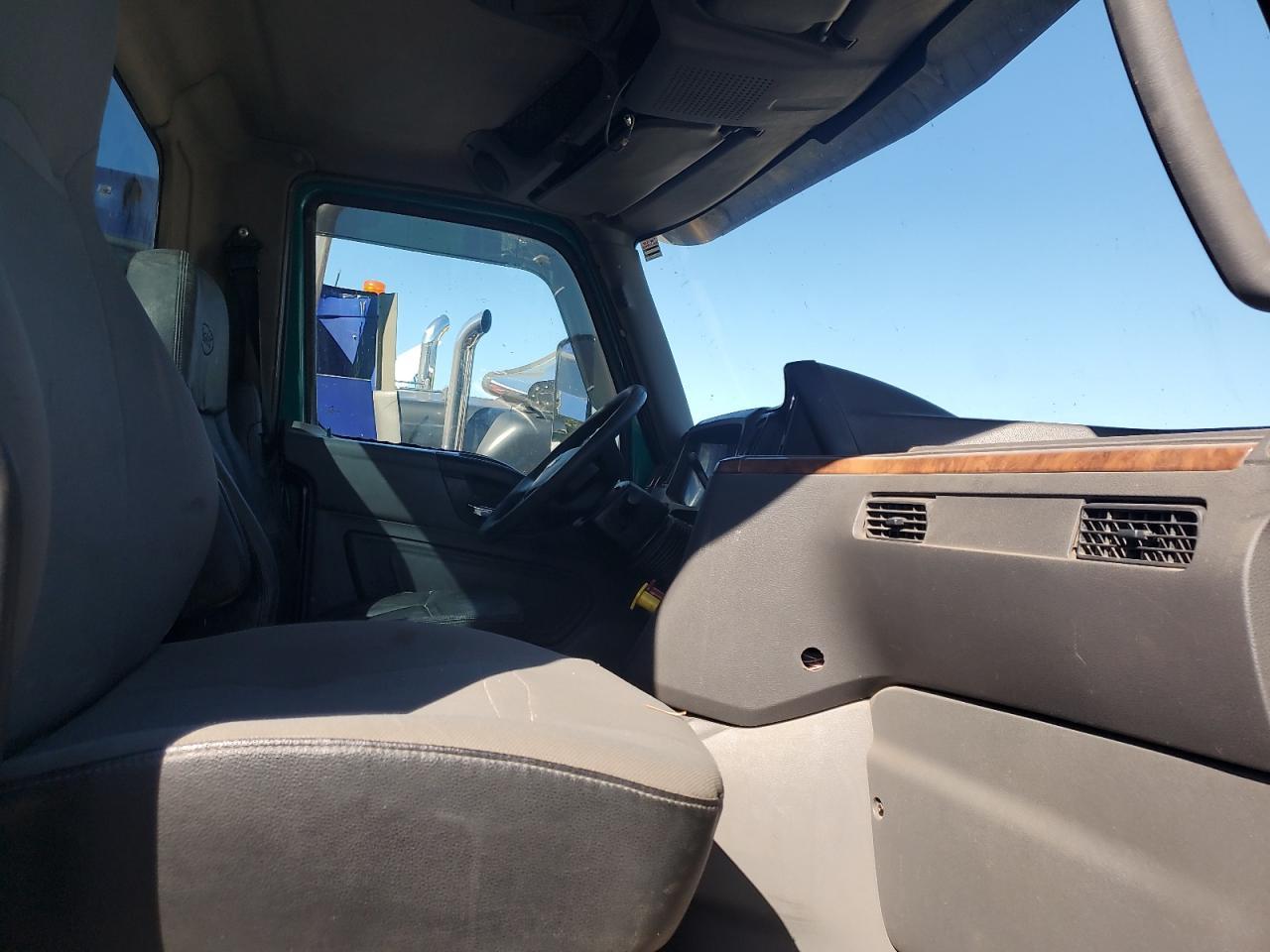 2019 International LT625 Semi Truck