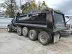 2025 Peterbilt 567