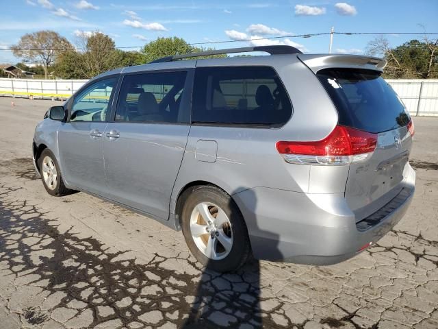 2014 Toyota Sienna LE