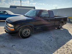 Vehiculos salvage en venta de Copart Wichita, KS: 2000 Chevrolet S Truck S10