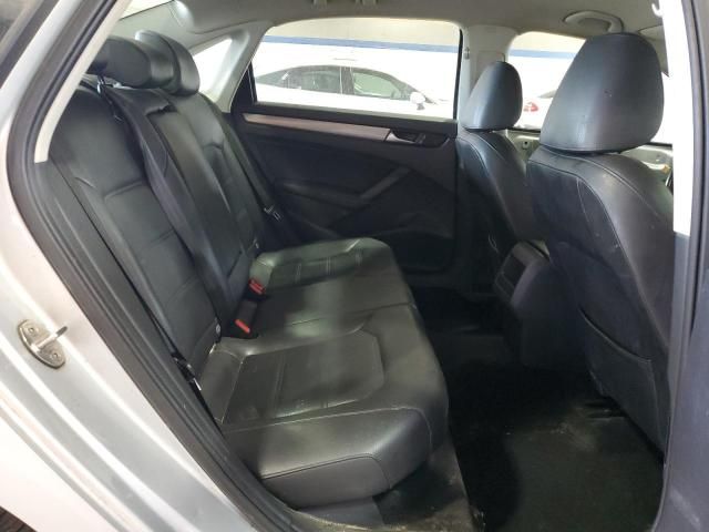 2015 Volkswagen Passat S