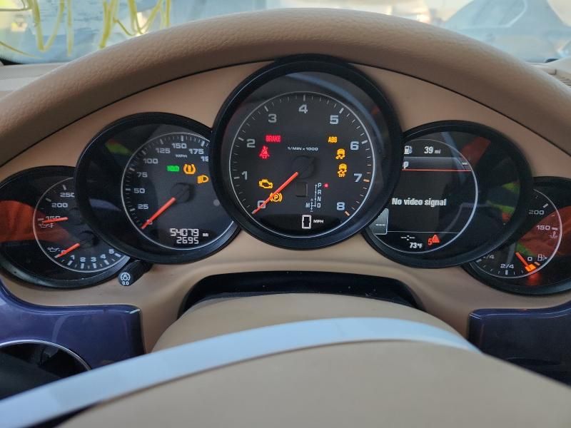 2014 Porsche Panamera 2