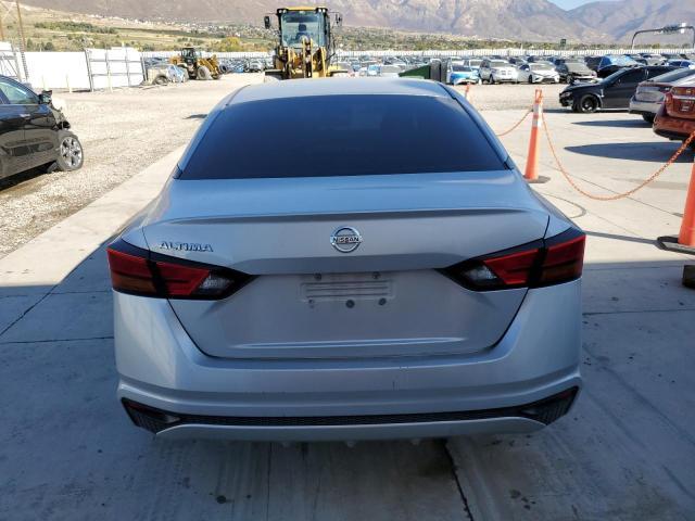 2022 Nissan Altima s