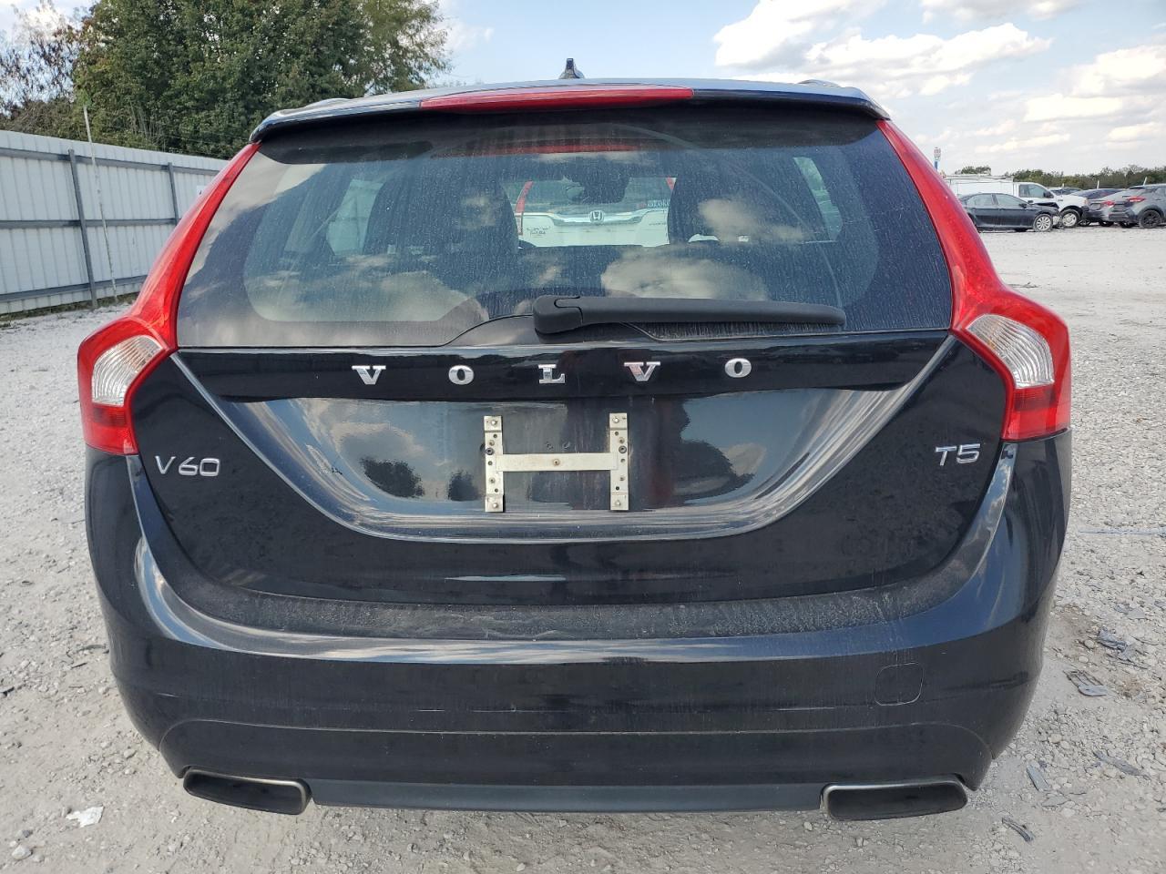 2016 Volvo V60 T5 Premier