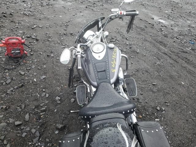 2004 Yamaha XVS1100 A
