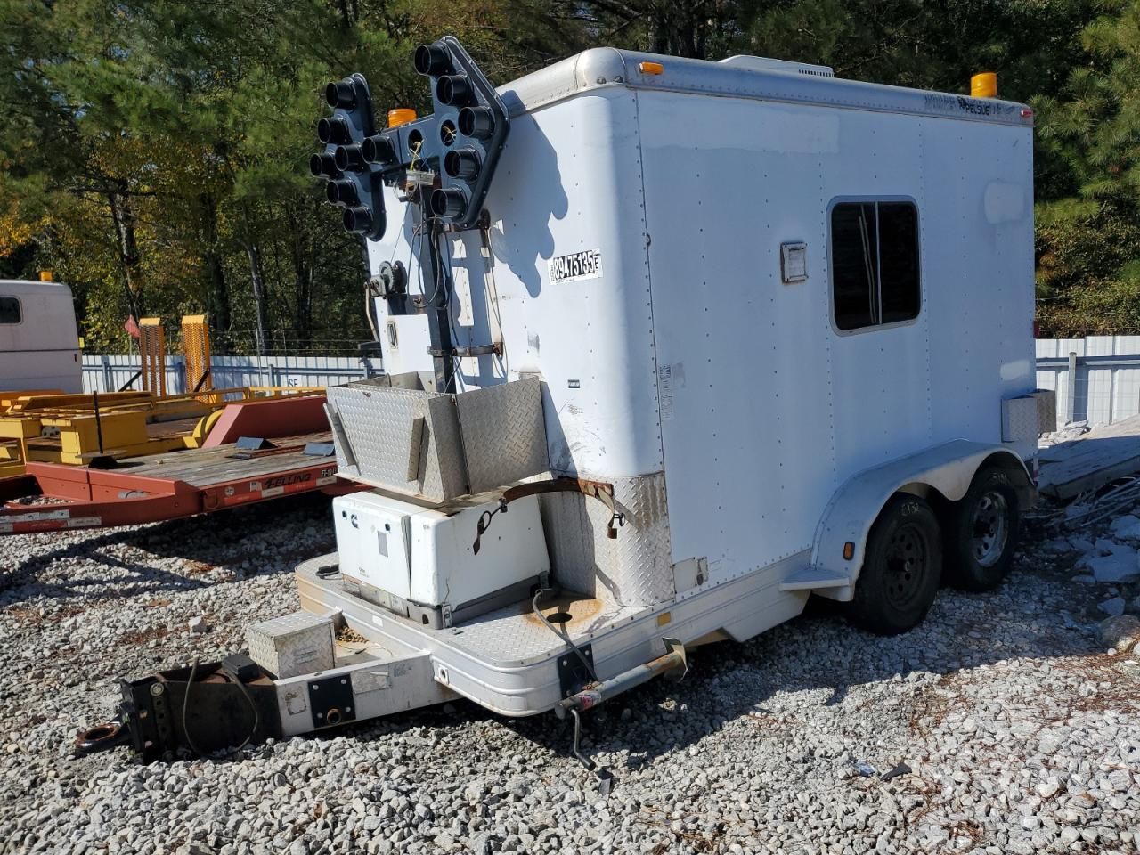 2000 Pelsue Fiber Optic Splicing Trailer