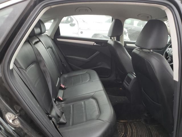 2012 Volkswagen Passat SE