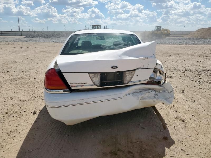2003 Ford Crown Victoria LX