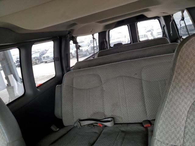 2004 GMC Savana G3500