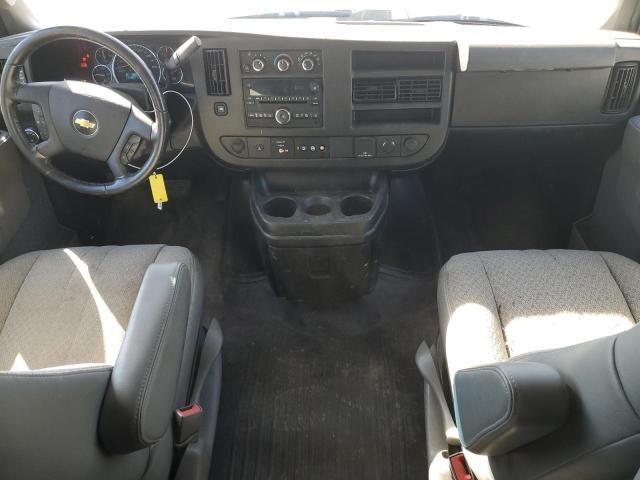 2020 Chevrolet Express G2500