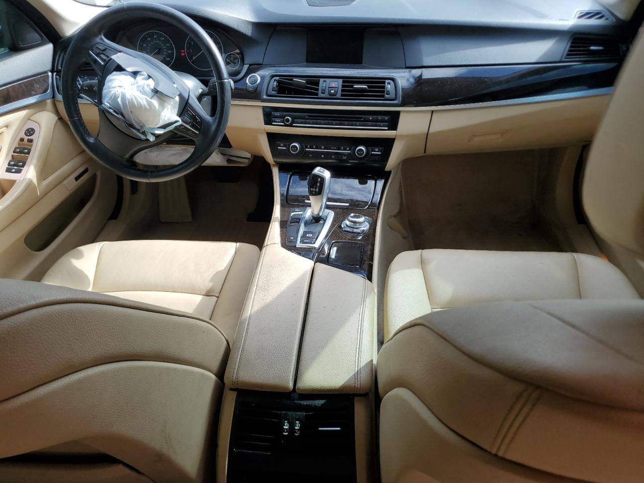 2013 BMW 528 i