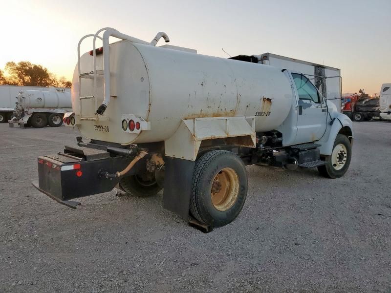 2012 Ford F750 Super Duty