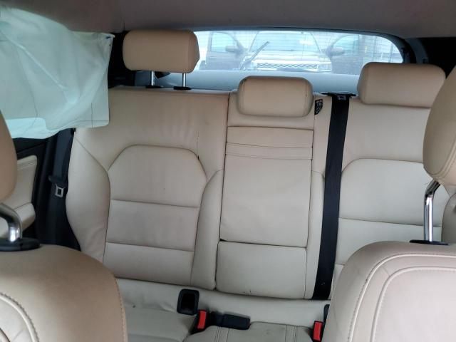 2017 Infiniti QX30 Base