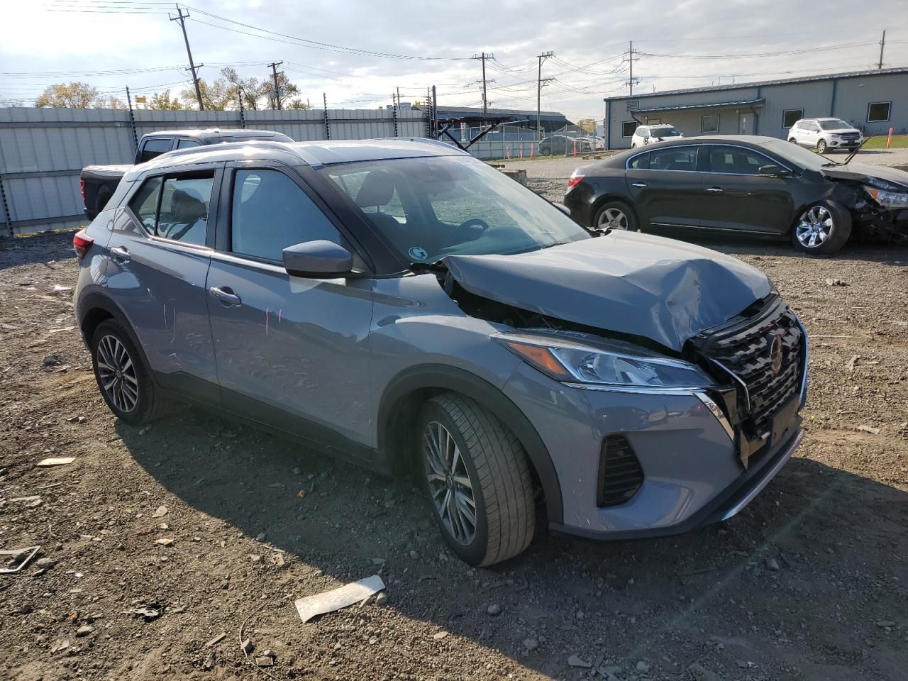 2021 Nissan Kicks sv